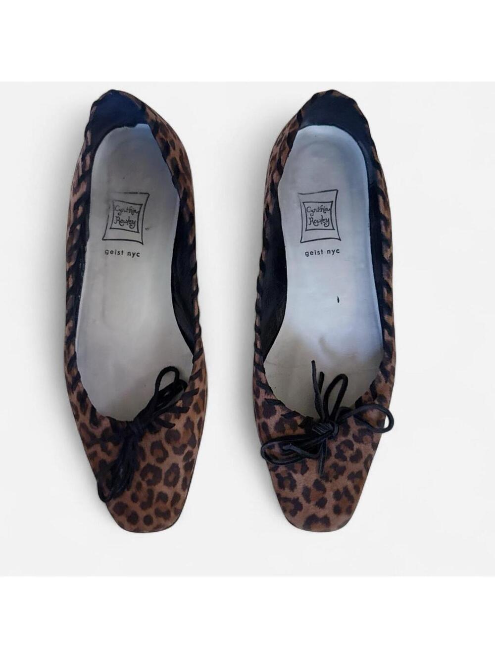 Leopard Print Ballet Flats in Brown